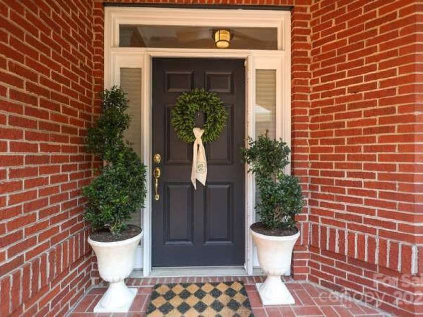 16037 Stonemont Road, Huntersville, NC 28078.  MLS# CAR4279045, YatesRealty ID 32385. 