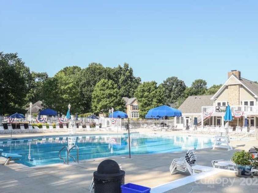 16037 Stonemont Road, Huntersville, NC 28078.  MLS# CAR4279045, YatesRealty ID 32385. 
