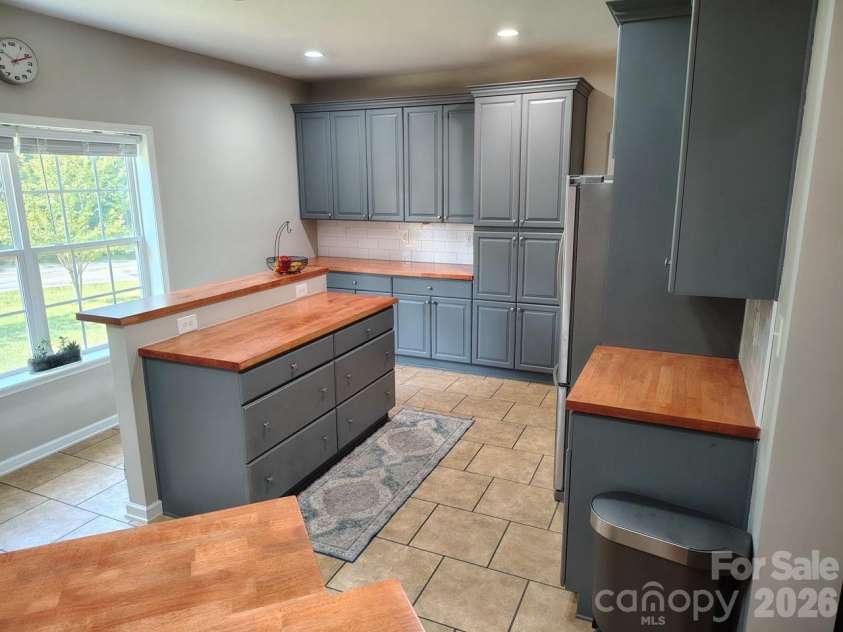 6673 Forney Hill Road, Denver, NC 28037.  MLS# CAR4382678, YatesRealty ID 32385. 