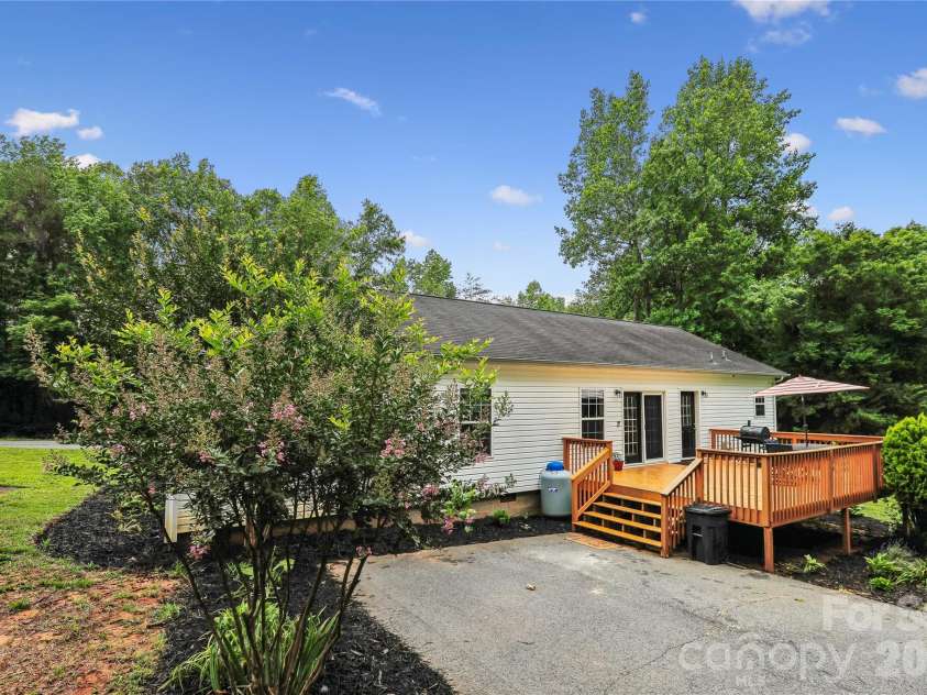 6673 Forney Hill Road, Denver, NC 28037.  MLS# CAR4382678, YatesRealty ID 32385. Recently Stained Back Deck