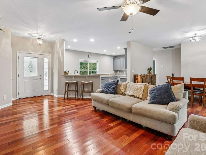 6673 Forney Hill Road, Denver, NC 28037.  MLS# CAR4382678, YatesRealty ID 32385. Spacious Living Area