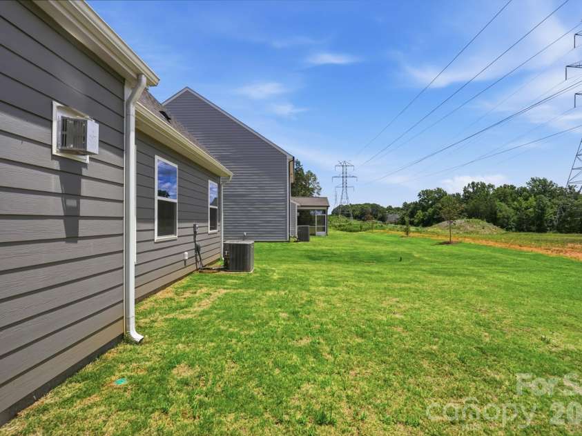 15216 First Broad Drive, Huntersville, NC 28078.  MLS# CAR4342685, YatesRealty ID 32386. Backyard