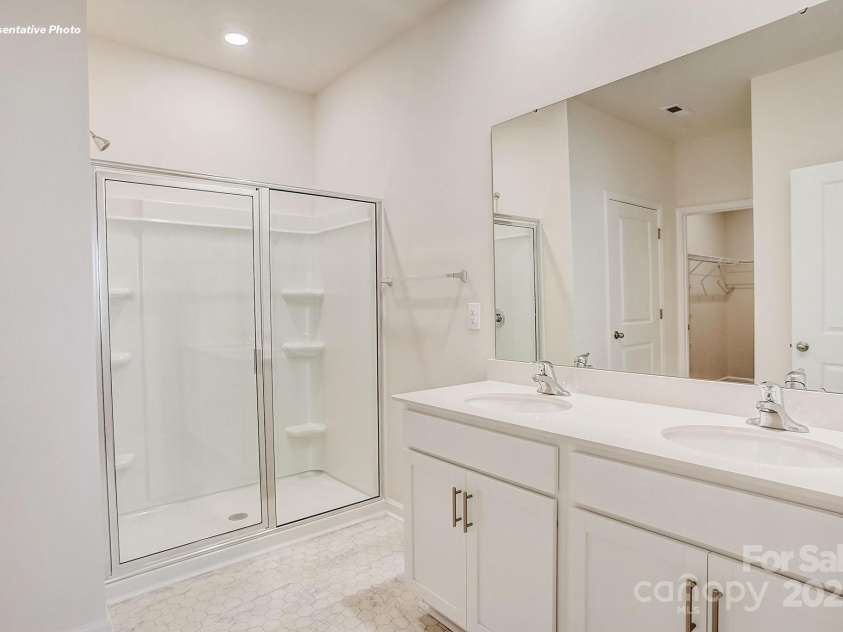 7717 Woolsey Drive, Gastonia, NC 28056.  MLS# CAR4288937, YatesRealty ID 32386. 