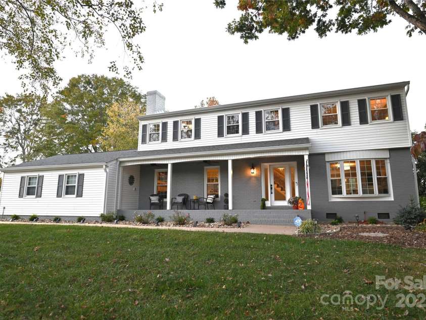 2602 Birdie Lane, Conover, NC 28613.  MLS# CAR4286238, YatesRealty ID 32387. 