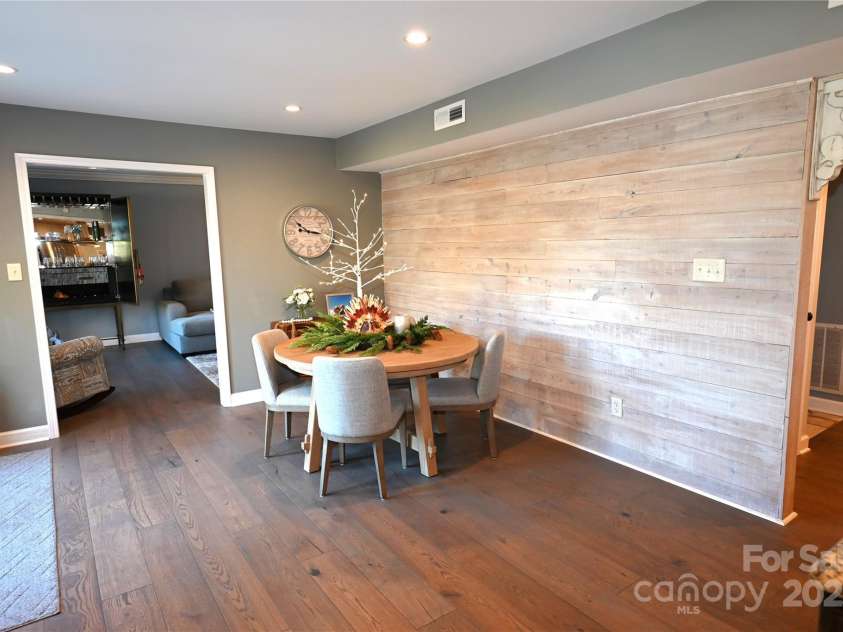 2602 Birdie Lane, Conover, NC 28613.  MLS# CAR4286238, YatesRealty ID 32387. 