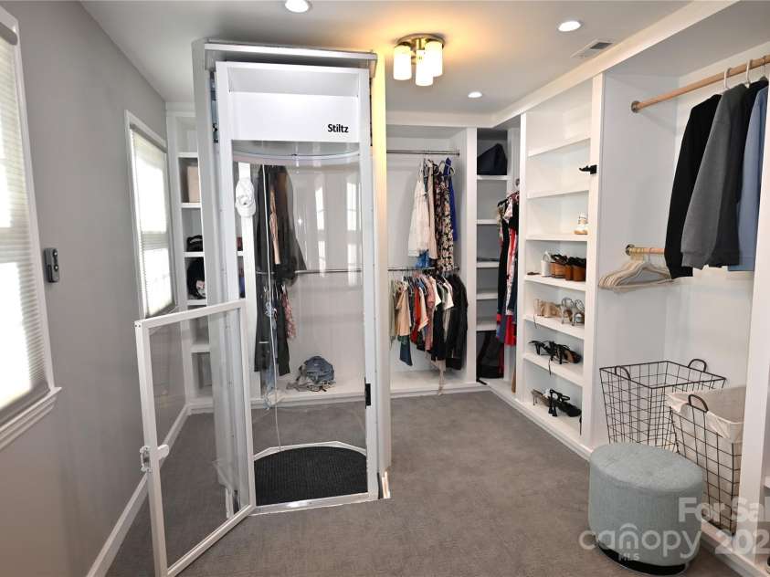 2602 Birdie Lane, Conover, NC 28613.  MLS# CAR4286238, YatesRealty ID 32387. 