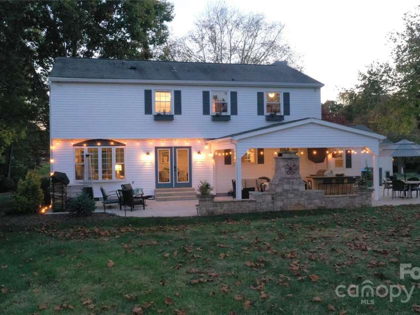 2602 Birdie Lane, Conover, NC 28613.  MLS# CAR4286238, YatesRealty ID 32387. 