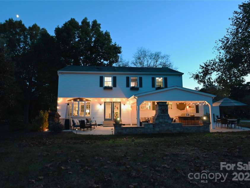 2602 Birdie Lane, Conover, NC 28613.  MLS# CAR4286238, YatesRealty ID 32387. 