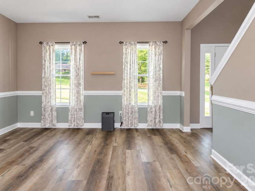 1034 Arrowhead Drive, Concord, NC 28025.  MLS# CAR4394849, YatesRealty ID 32388. Dining room