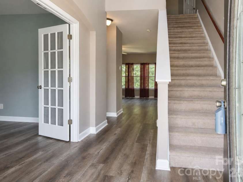 1034 Arrowhead Drive, Concord, NC 28025.  MLS# CAR4394849, YatesRealty ID 32388. Entry