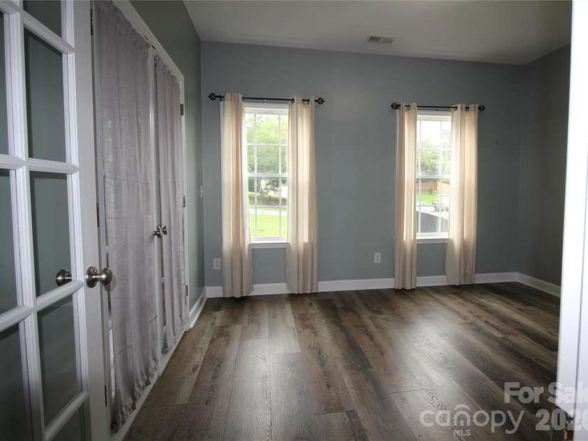1034 Arrowhead Drive, Concord, NC 28025.  MLS# CAR4394849, YatesRealty ID 32388. Office