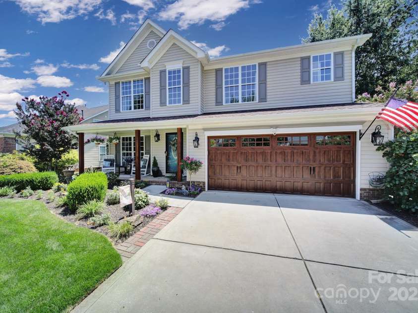 5515 Alexandrite Way, Fort Mill, SC 29708.  MLS# CAR4285357, YatesRealty ID 32388. 