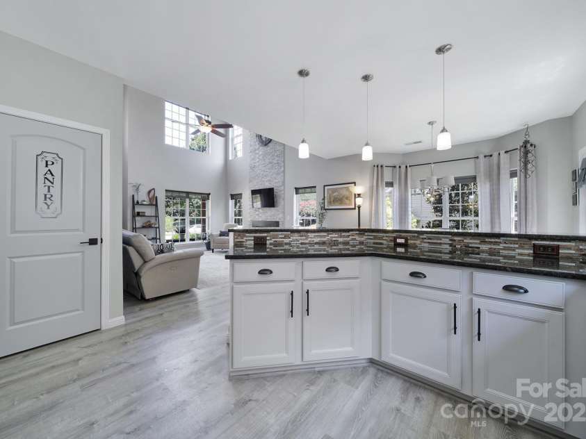 5515 Alexandrite Way, Fort Mill, SC 29708.  MLS# CAR4285357, YatesRealty ID 32388. 