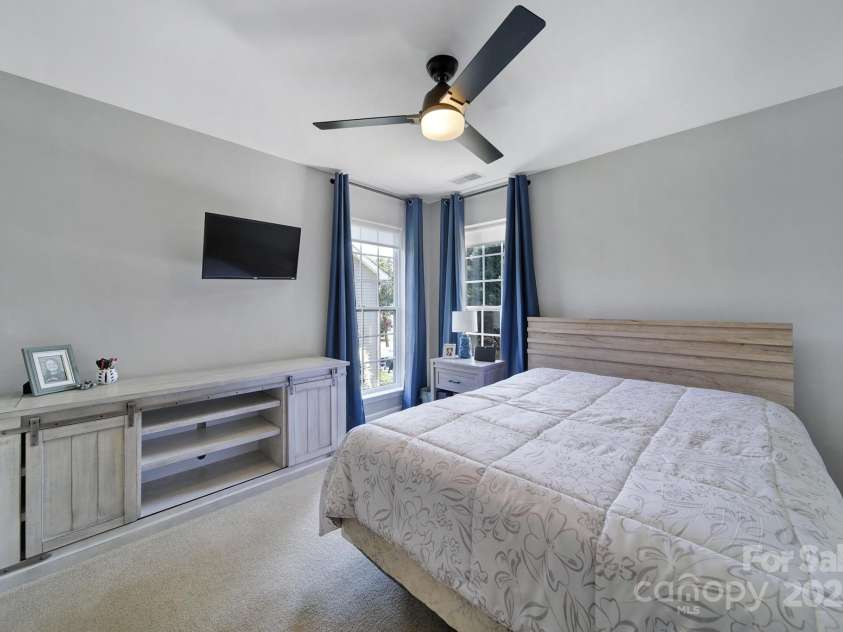 5515 Alexandrite Way, Fort Mill, SC 29708.  MLS# CAR4285357, YatesRealty ID 32388. 