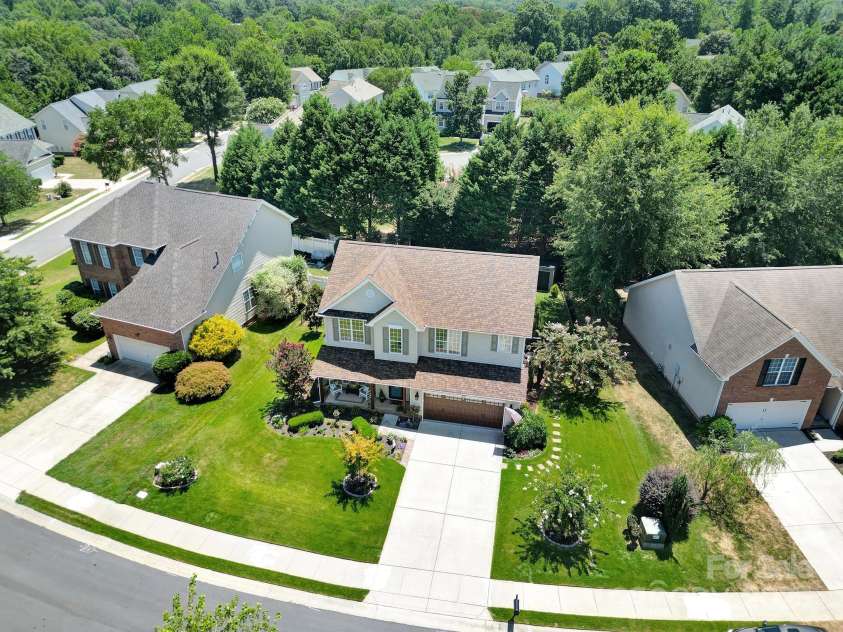 5515 Alexandrite Way, Fort Mill, SC 29708.  MLS# CAR4285357, YatesRealty ID 32388. 