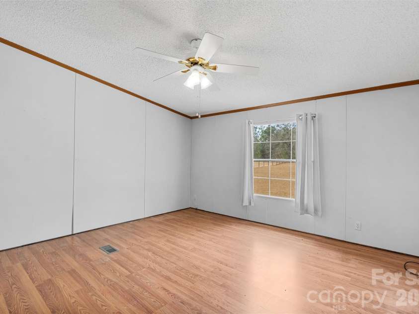 1700 Kershaw Highway, Camden, SC 29020.  MLS# CAR4342419, YatesRealty ID 3239. 