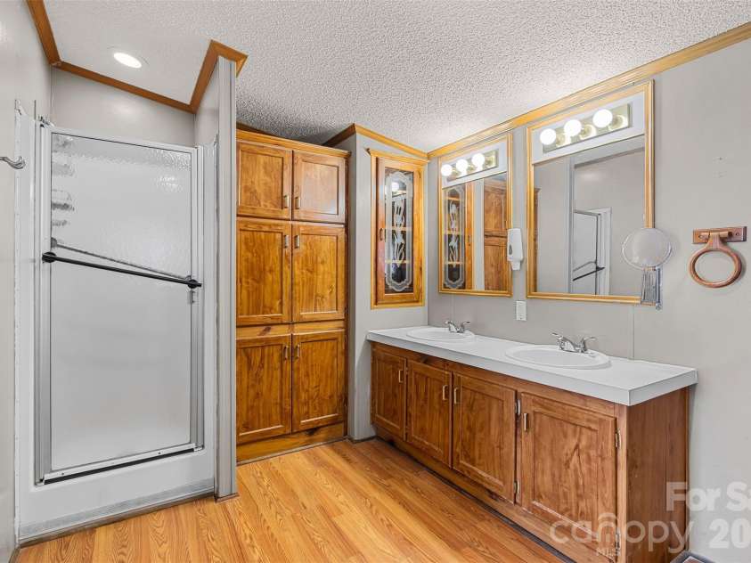 1700 Kershaw Highway, Camden, SC 29020.  MLS# CAR4342419, YatesRealty ID 3239. 