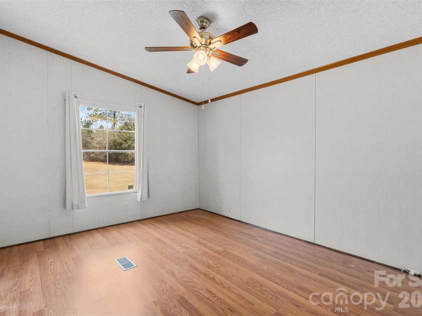 1700 Kershaw Highway, Camden, SC 29020.  MLS# CAR4342419, YatesRealty ID 3239. 