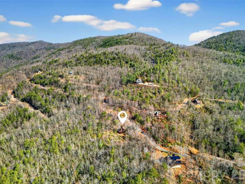 1909 Linville Drive, Marion, NC 28752.  MLS# CAR4327984, YatesRealty ID 3239. 
