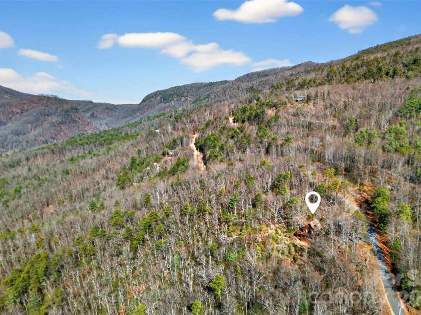 1909 Linville Drive, Marion, NC 28752.  MLS# CAR4327984, YatesRealty ID 3239. 