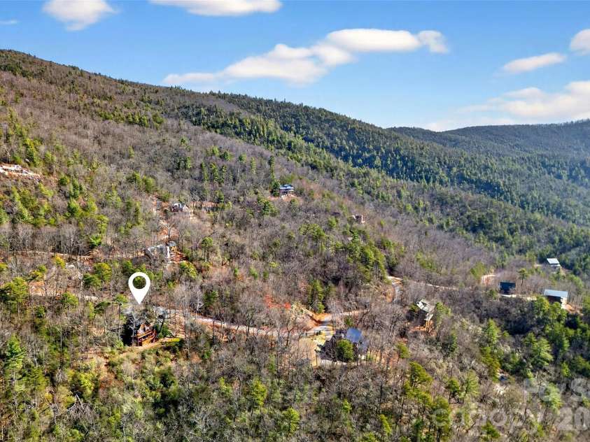 1909 Linville Drive, Marion, NC 28752.  MLS# CAR4327984, YatesRealty ID 3239. 