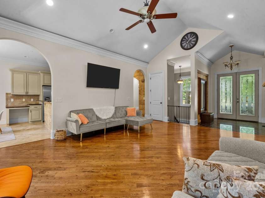 7230 Timber Ridge Drive, Mint Hill, NC 28227.  MLS# CAR4163574, YatesRealty ID 3239. 