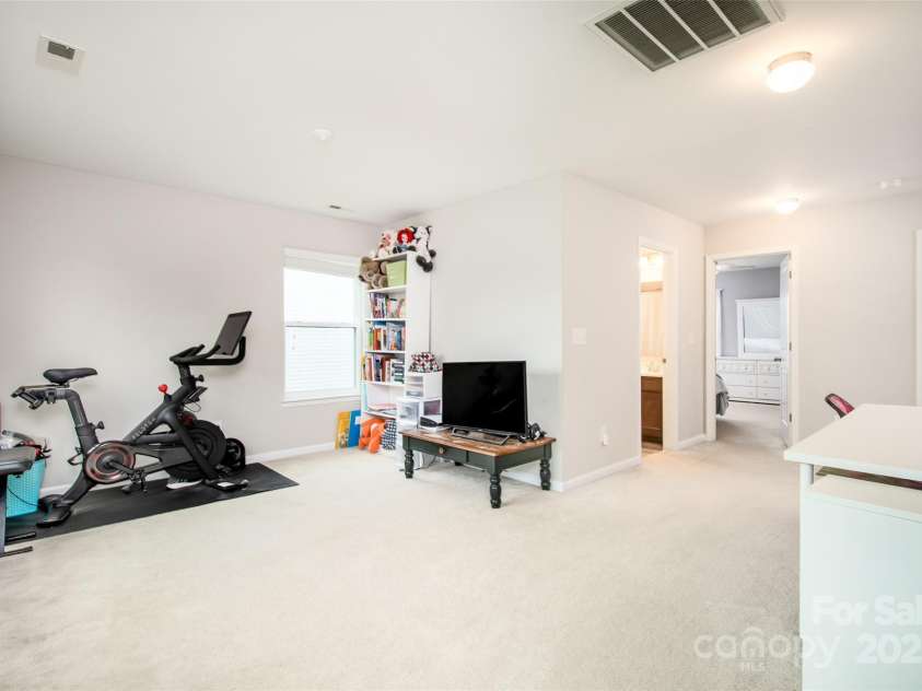 128 Millen Drive, Mooresville, NC 28115.  MLS# CAR4234778, YatesRealty ID 32390. 2nd floor flex area