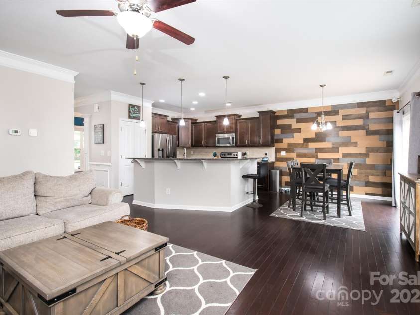 128 Millen Drive, Mooresville, NC 28115.  MLS# CAR4234778, YatesRealty ID 32390. Looking toward the kitchen and breakfast nook