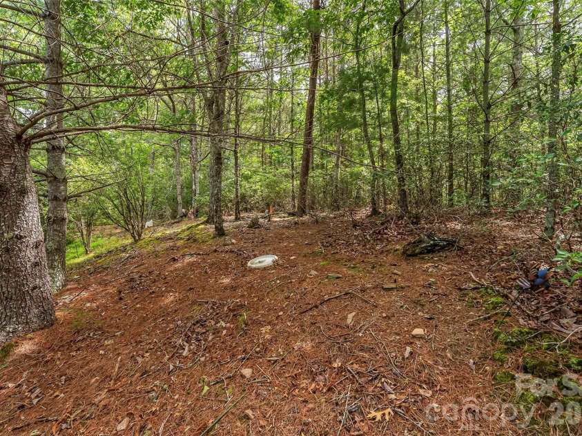 2040 Hampson Road, Morganton, NC 28655.  MLS# CAR4393978, YatesRealty ID 32390. 