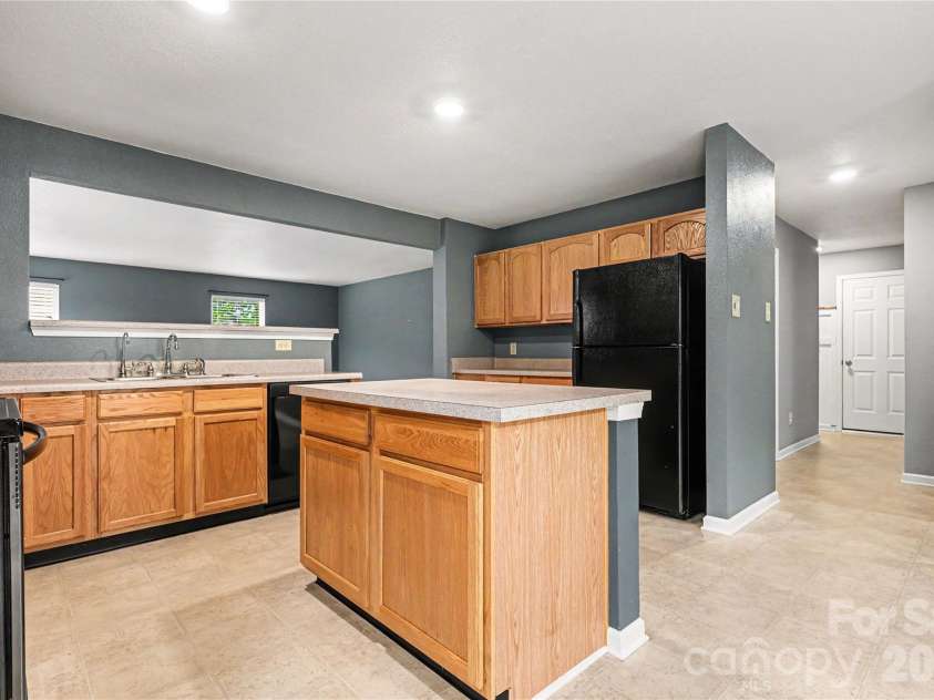 3800 Shasta Circle, Clover, SC 29710.  MLS# CAR4388053, YatesRealty ID 32391. 