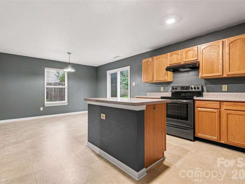 3800 Shasta Circle, Clover, SC 29710.  MLS# CAR4388053, YatesRealty ID 32391. 