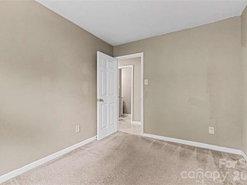 3800 Shasta Circle, Clover, SC 29710.  MLS# CAR4388053, YatesRealty ID 32391. 