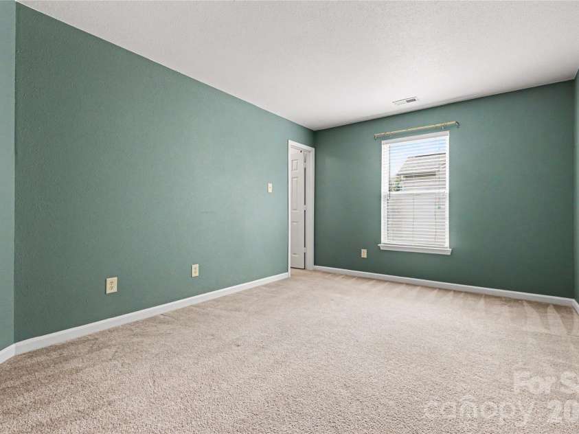 3800 Shasta Circle, Clover, SC 29710.  MLS# CAR4388053, YatesRealty ID 32391. 