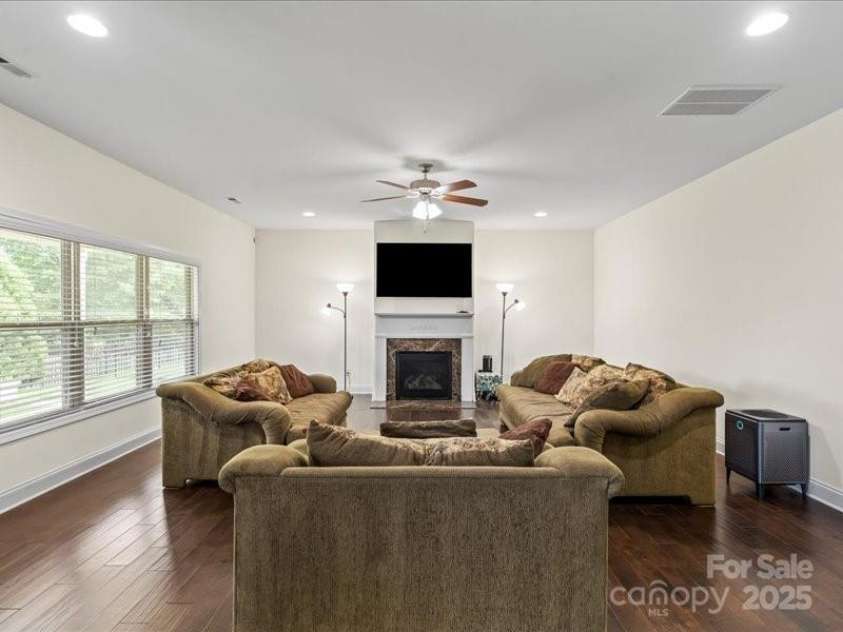 1011 Potomac Road, Indian Trail, NC 28079.  MLS# CAR4253681, YatesRealty ID 32392. Family Room