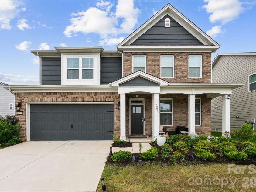 4009 Cherry Mill Court, Huntersville, NC 28078.  MLS# CAR4390998, YatesRealty ID 32392. 