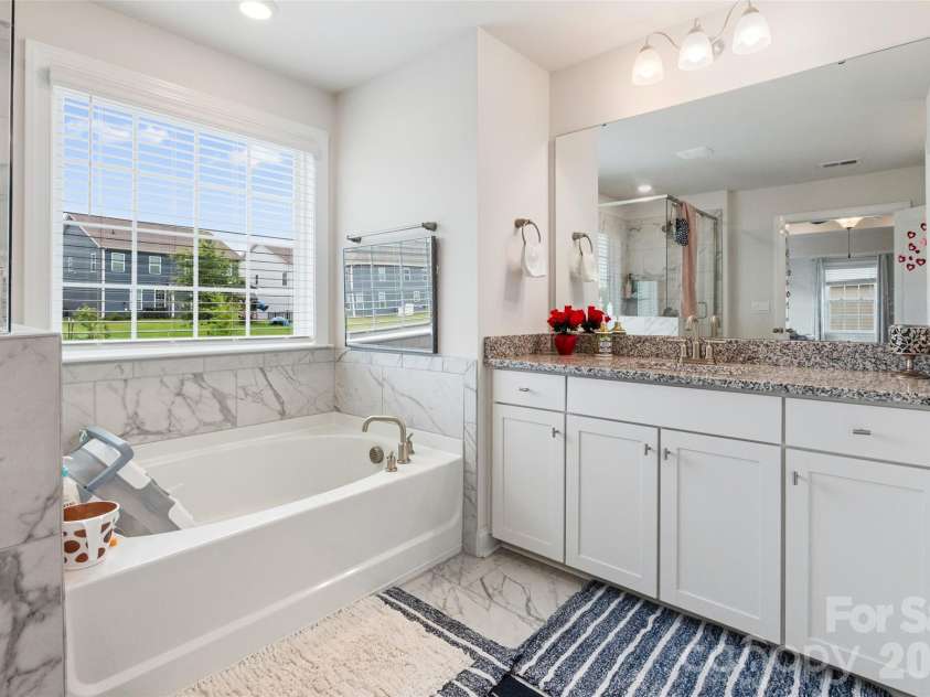 4009 Cherry Mill Court, Huntersville, NC 28078.  MLS# CAR4390998, YatesRealty ID 32392. 