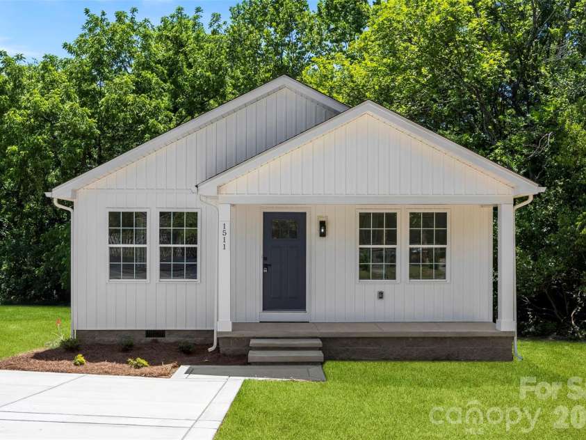1511 Horah Street, Salisbury, NC 28144.  MLS# CAR4381407, YatesRealty ID 32393. 