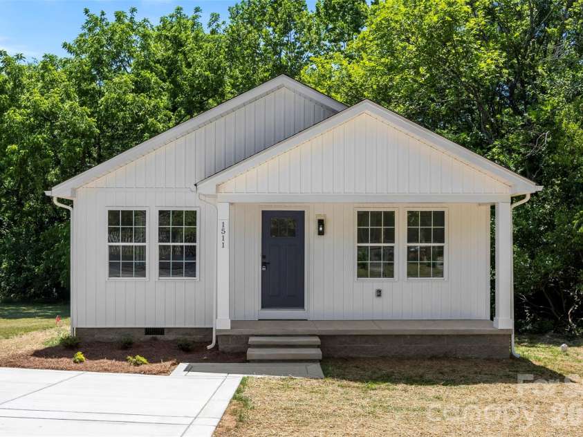1511 Horah Street, Salisbury, NC 28144.  MLS# CAR4381407, YatesRealty ID 32393. 