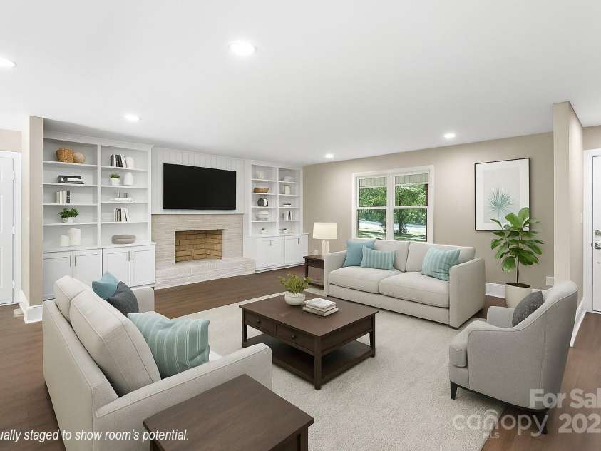 267 Winthrow Creek Road, Mooresville, NC 28115.  MLS# CAR4274339, YatesRealty ID 32394. Great Room and Entry