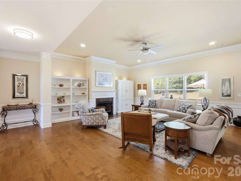 2827 Donegal Drive, Kannapolis, NC 28081.  MLS# CAR4402710, YatesRealty ID 32394. 
