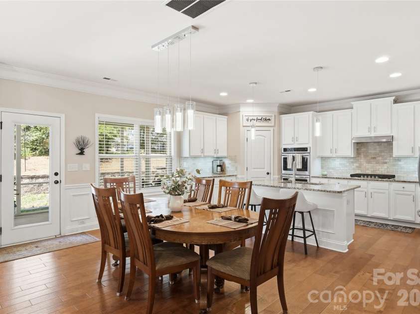 2827 Donegal Drive, Kannapolis, NC 28081.  MLS# CAR4402710, YatesRealty ID 32394. 