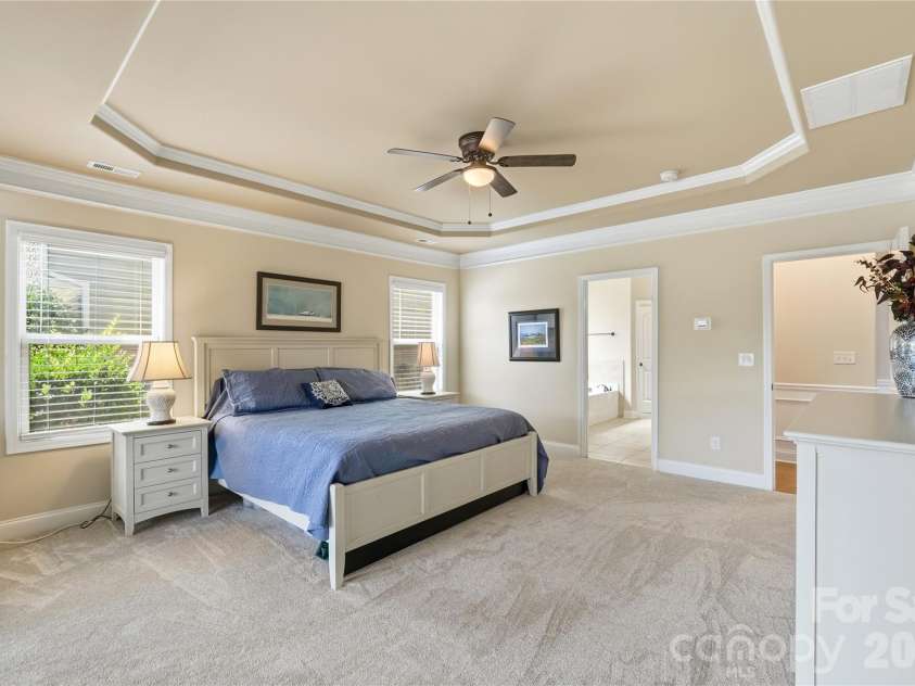 2827 Donegal Drive, Kannapolis, NC 28081.  MLS# CAR4402710, YatesRealty ID 32394. 