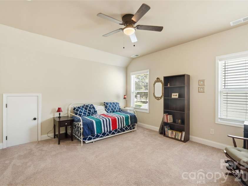 2827 Donegal Drive, Kannapolis, NC 28081.  MLS# CAR4402710, YatesRealty ID 32394. 