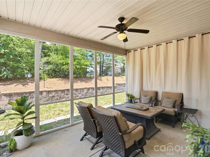 2827 Donegal Drive, Kannapolis, NC 28081.  MLS# CAR4402710, YatesRealty ID 32394. 