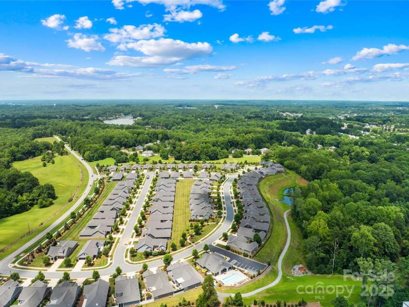 135 Valleymist Lane, Mooresville, NC 28117.  MLS# CAR4278379, YatesRealty ID 32395. 