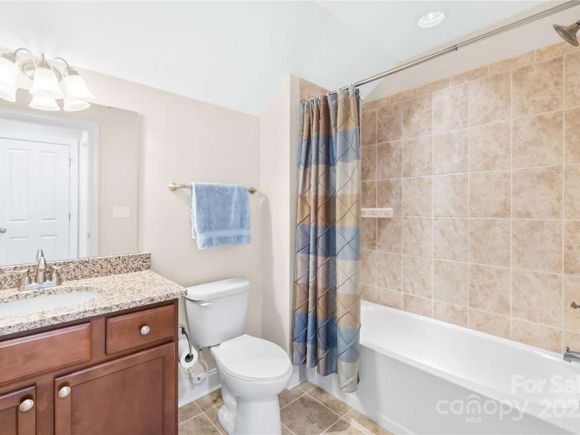 135 Valleymist Lane, Mooresville, NC 28117.  MLS# CAR4278379, YatesRealty ID 32395. Full bathroom #3 upstairs