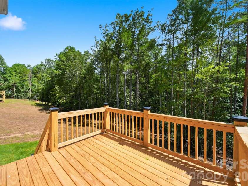5118 Hanging Rock Court, Hickory, NC 28601.  MLS# CAR4396141, YatesRealty ID 32397. 