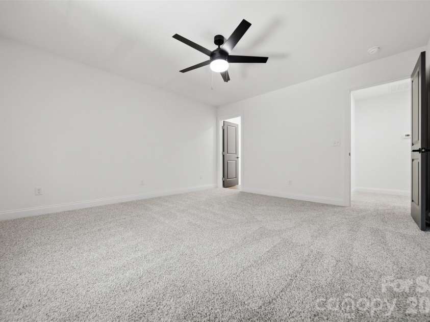 5118 Hanging Rock Court, Hickory, NC 28601.  MLS# CAR4396141, YatesRealty ID 32397. 