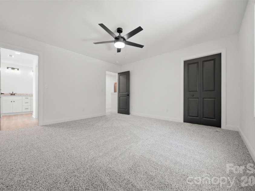 5118 Hanging Rock Court, Hickory, NC 28601.  MLS# CAR4396141, YatesRealty ID 32397. 