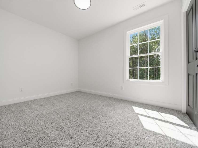 5118 Hanging Rock Court, Hickory, NC 28601.  MLS# CAR4396141, YatesRealty ID 32397. 